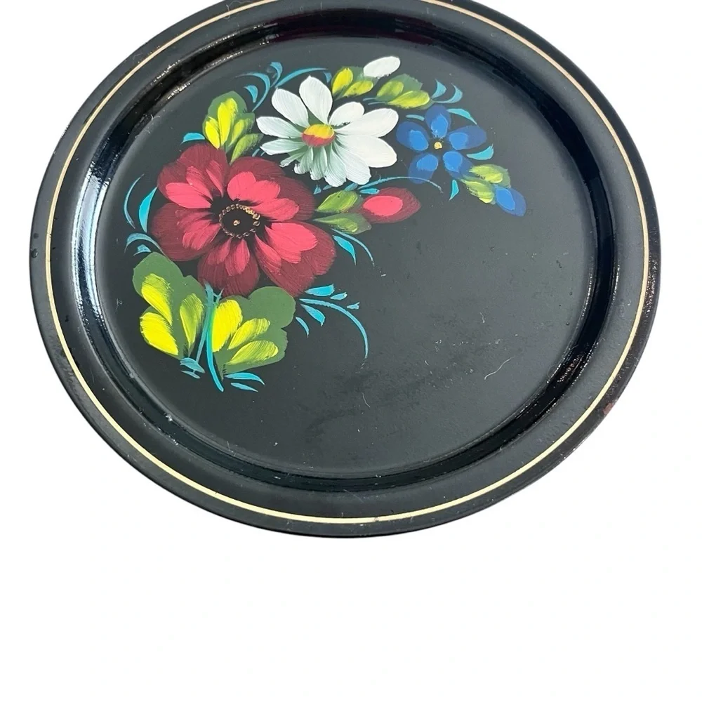 Vintage Russian Floral Decorative Tole Painted Floral Metal Plates Folk Art